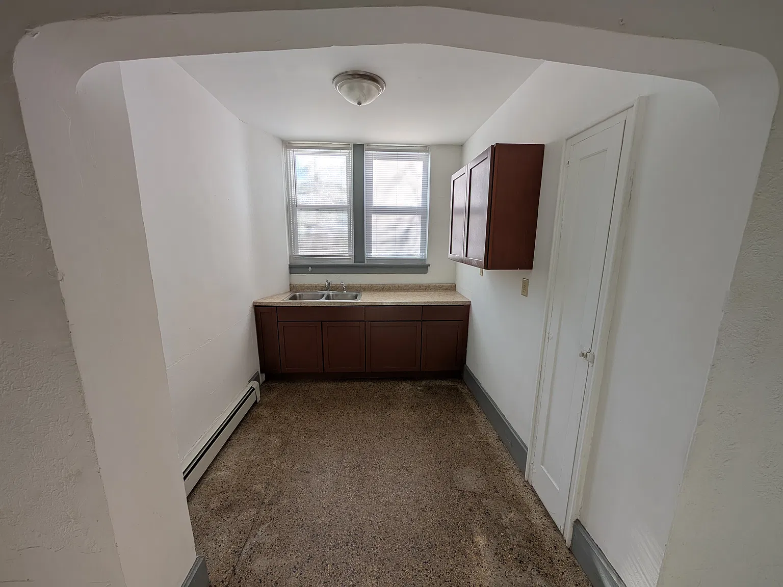 1 bed, 550 sqft, $750 — Photo 2