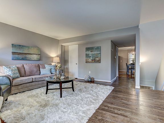 4th image of 14483 Brentwood Ct