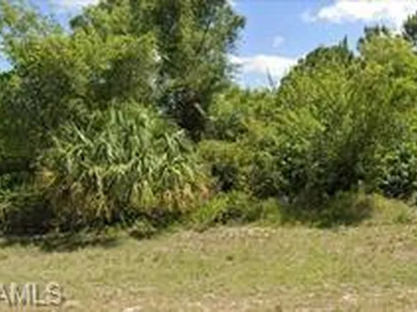 870 Sunrise BLVD, LEHIGH ACRES, FL 33974