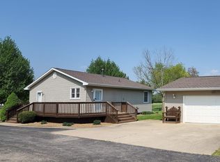9510 S Mapleton Rd, Mapleton, IL 61547