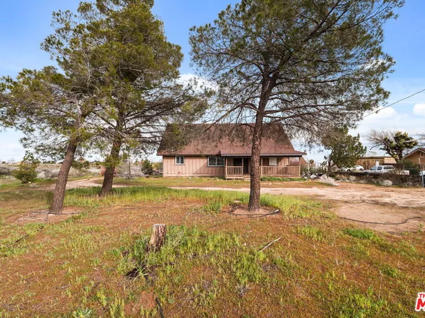 6906 Phelan Rd, Phelan, CA 92371