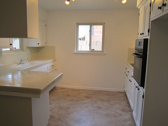 4th image of 2216 W Cornell Ave