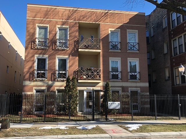 1st image of 6535 S Woodlawn Ave #3S