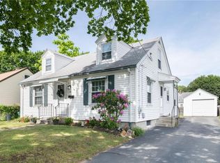 68 Barber Ave, Warwick, RI 02886