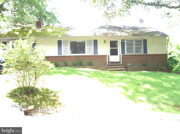 26188 Skyview Dr, Hollywood, MD 20636