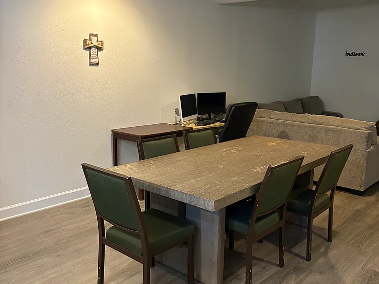 2019 Grand Oak Dr — Photo 8