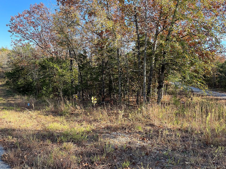 2nd image of 1302 Bar Harbor Rd