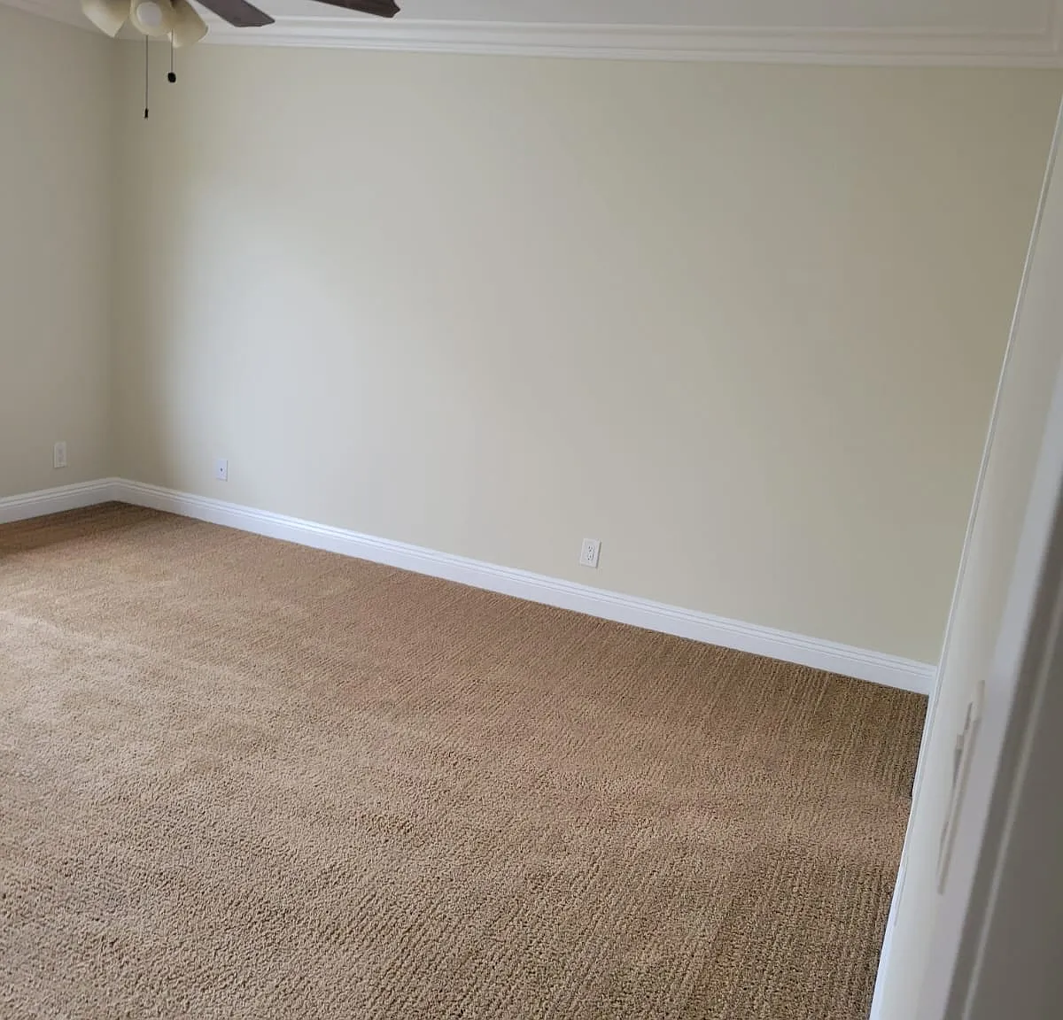 2 bed, 1000 sqft, $2,850 — Photo 3