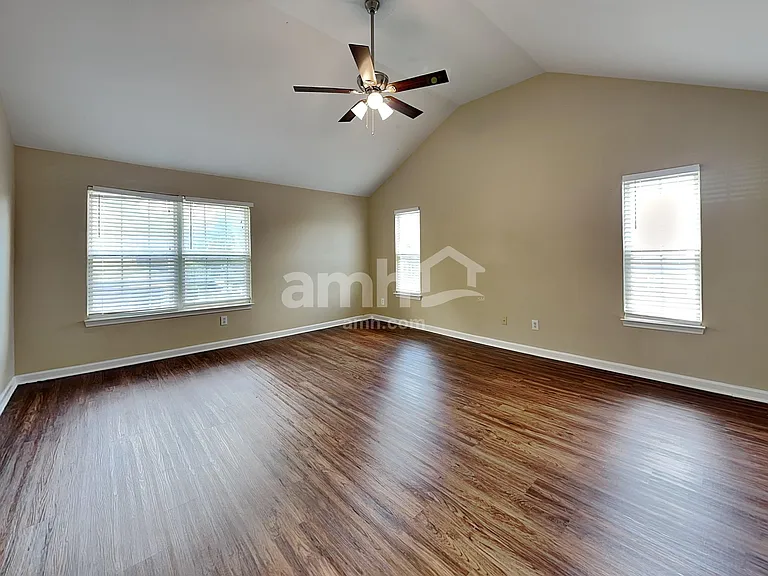 1209 Bending Creek Dr — Photo 20