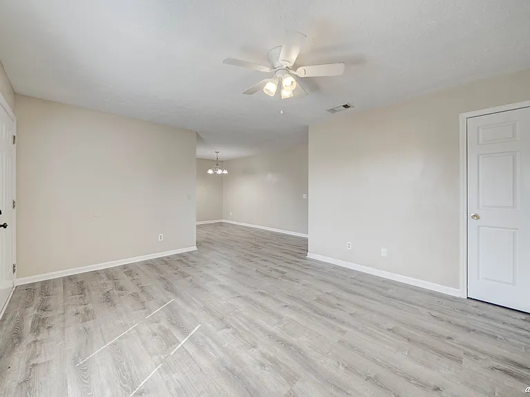 3722 Burnham Way — Photo 14