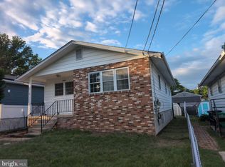 5002 Manheim Ave, Beltsville, MD 20705