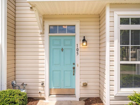 1211 Canyon Rock Ct Unit 105