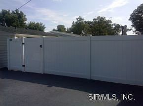 3rd image of 2200 Miracle Ave
