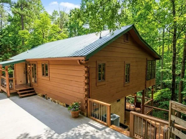 266 Chimney Rock Rd, Ellijay, GA 30540