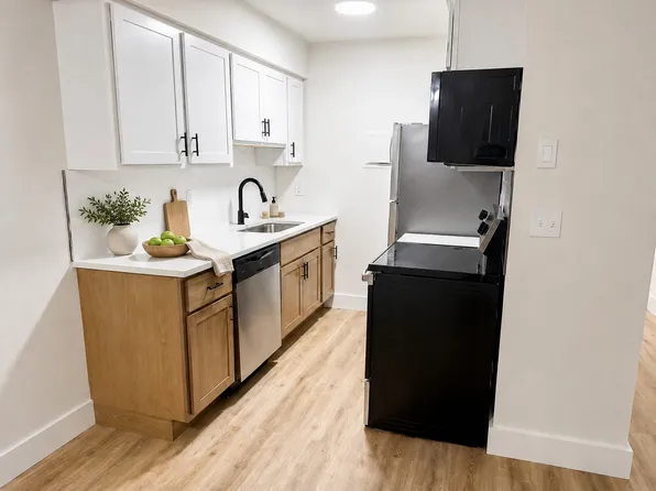 Evergreen Ridge Apartments