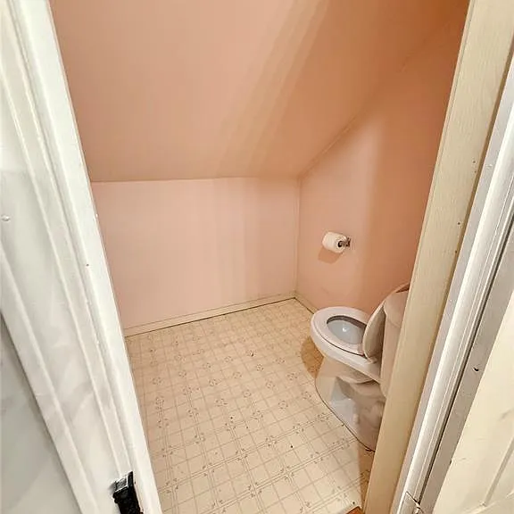 301 W Laurel St — Photo 38