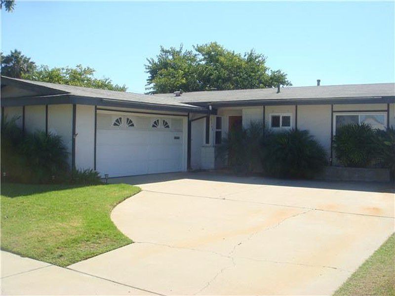 2nd image of 5143 Arlene Pl