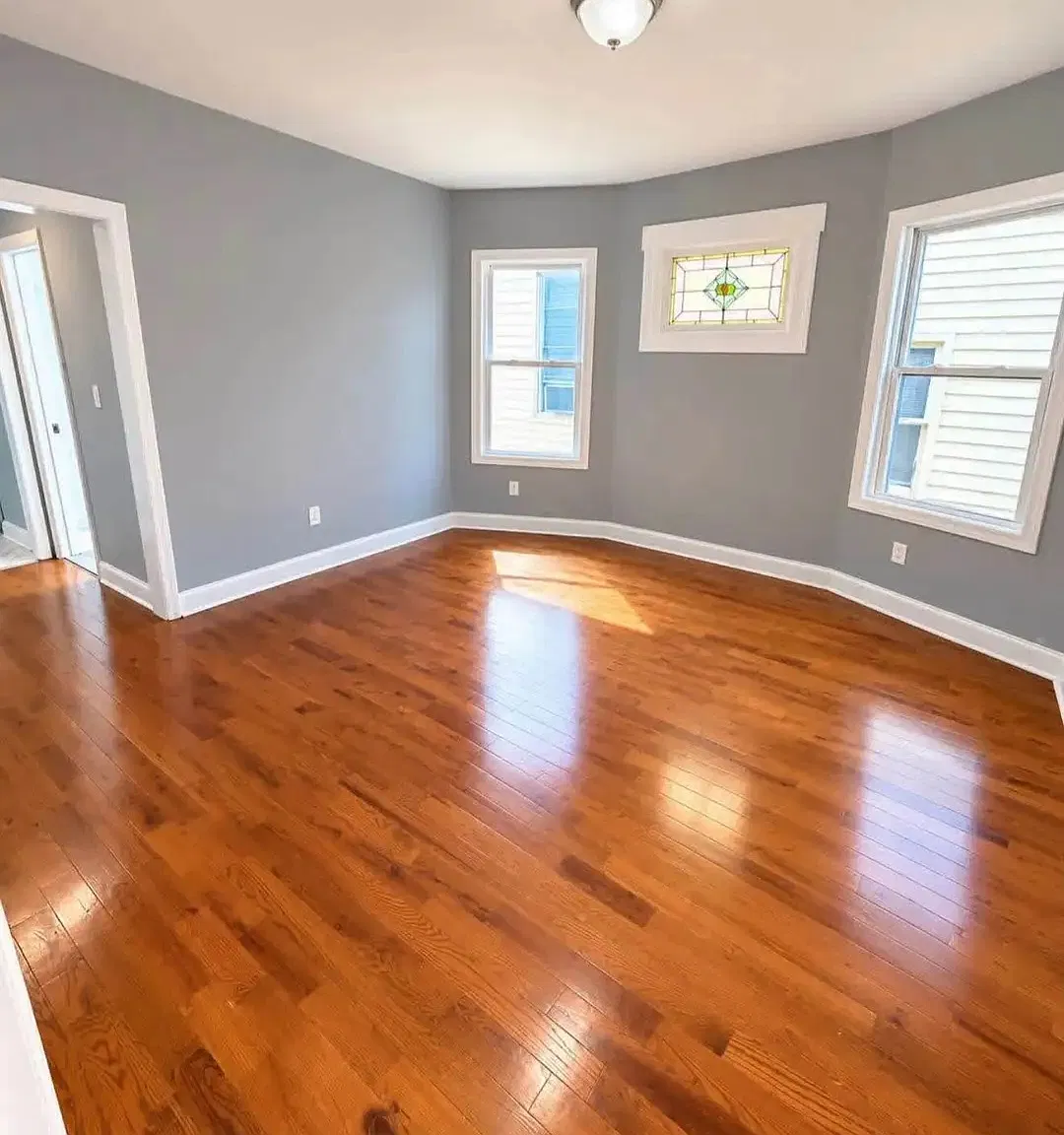 3 bed, $2,300 — Photo 3