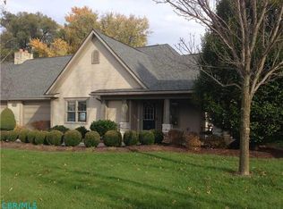 454 Cottage Grv E, Heath, OH 43056