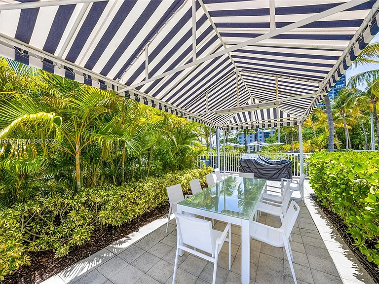 2101 Brickell Ave #605 — Photo 33