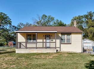 2313 Burns Ave, Saint Louis, MO 63114