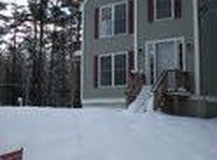 59 Holts Point Rd, Sandown, NH 03873