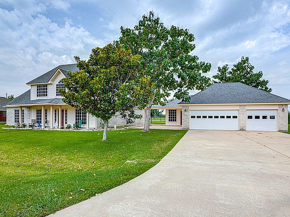 3rd image of 12407 W River Run Dr