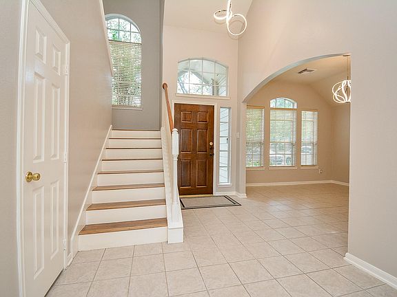 5th image of 13822 Pickford Knolls Dr