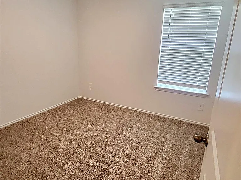 23835 Sunland Park Ct — Photo 9