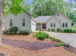 2834 Bridgeview Dr, Gainesville, GA 30507