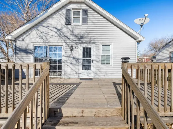 513 E Moneta Ave, Peoria Heights, IL 61616