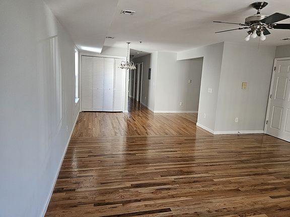 3rd image of 44 Hinsdale Pl #2