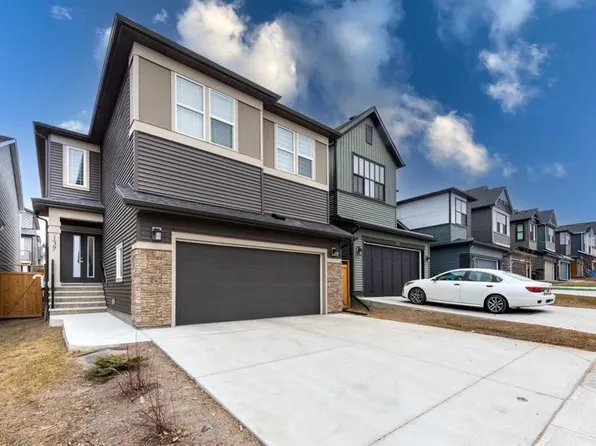137 Edith Vlg NW, Calgary, AB T3R 1Y8