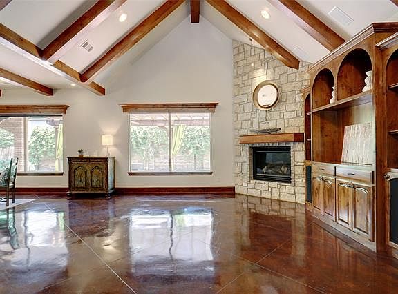 3rd image of 1125 Haven Cir