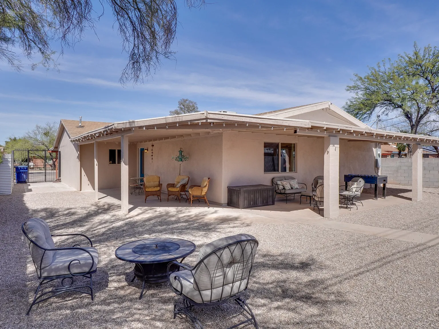 3 bed, 2062 sqft, $3,000 — Photo 4