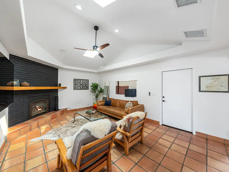 58328 Bonanza Dr — Photo 20