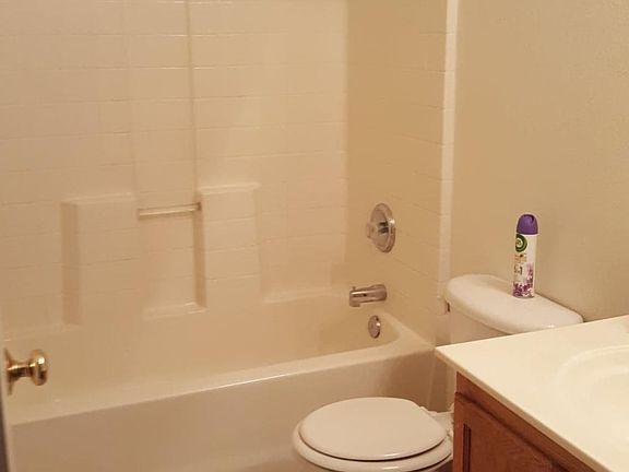 3rd image of 16226 W Lilac St