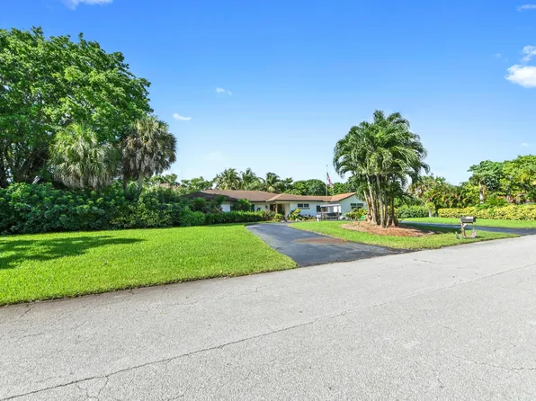 4580 Glenwood Drive, Coconut Creek, FL 33066