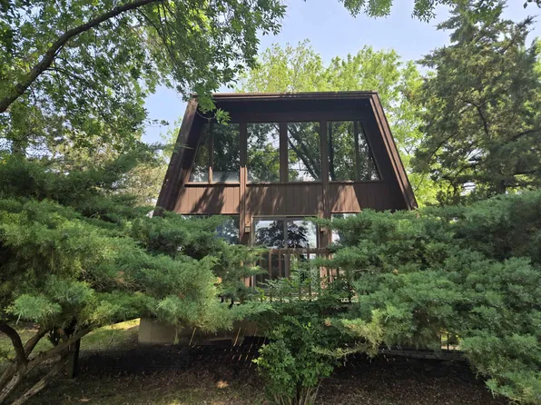 3661 Fawn Ridge Dr, Lanark, IL 61046