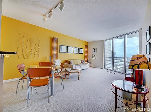 2nd image of 325 Biscayne Blvd APT 4218