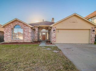 5304 Alta Vista Ln, Arlington, TX 76017