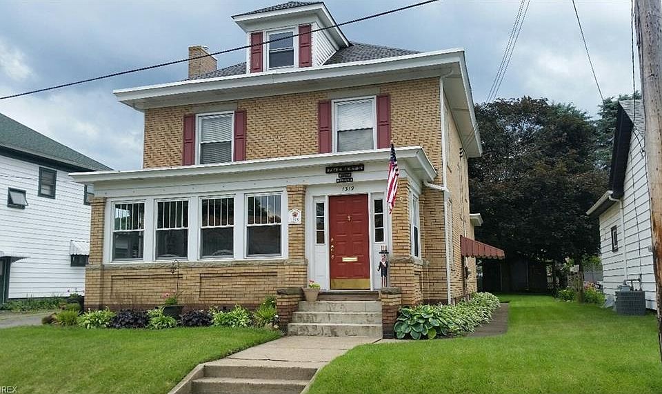 1st image of 1319 N River Ave