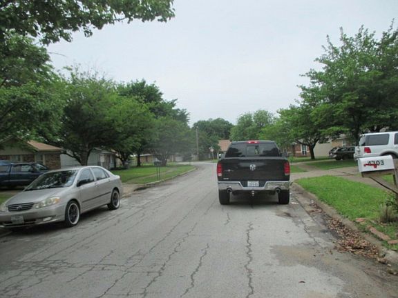 5th image of 4303 Alicia Ln