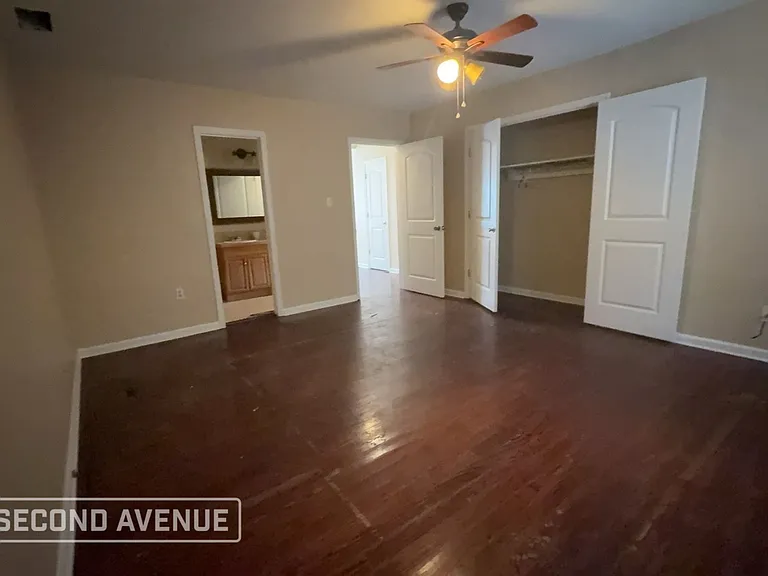 3132 Lamphier Ave — Photo 11