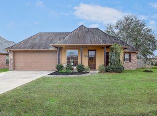 202 Blackwater River Dr, Lafayette, LA 70508