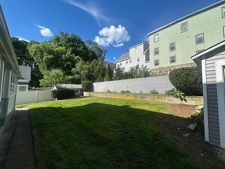 Professionally maintained shared lawn