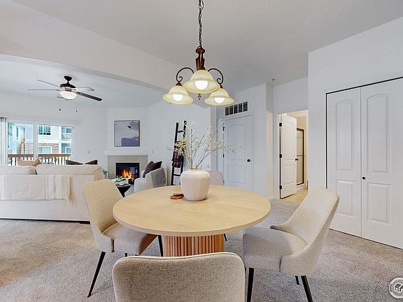 5th image of 4905 Hahns Peak Dr #104