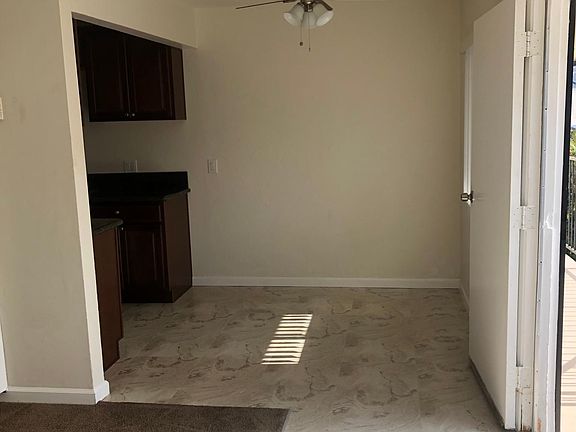 3rd image of 4268 51st St