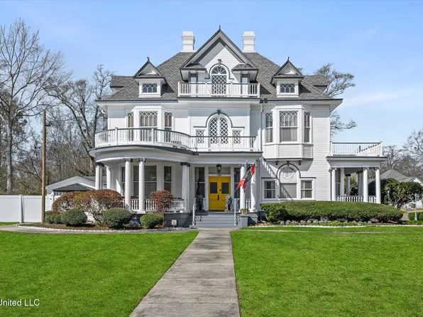 1028 Main St, Hattiesburg, MS 39401