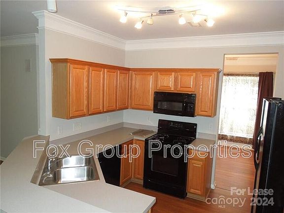 4th image of 12133 Westbury Glen Ct